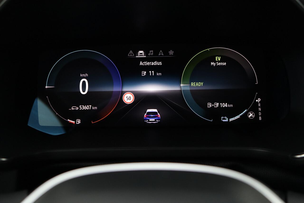 Renault CAPTUR 1.6 E-Tech plug-in hybrid 160 Intens PHEV | Stoelverwarming | Navigatie | Cruise Control | Climate Control | Carplay