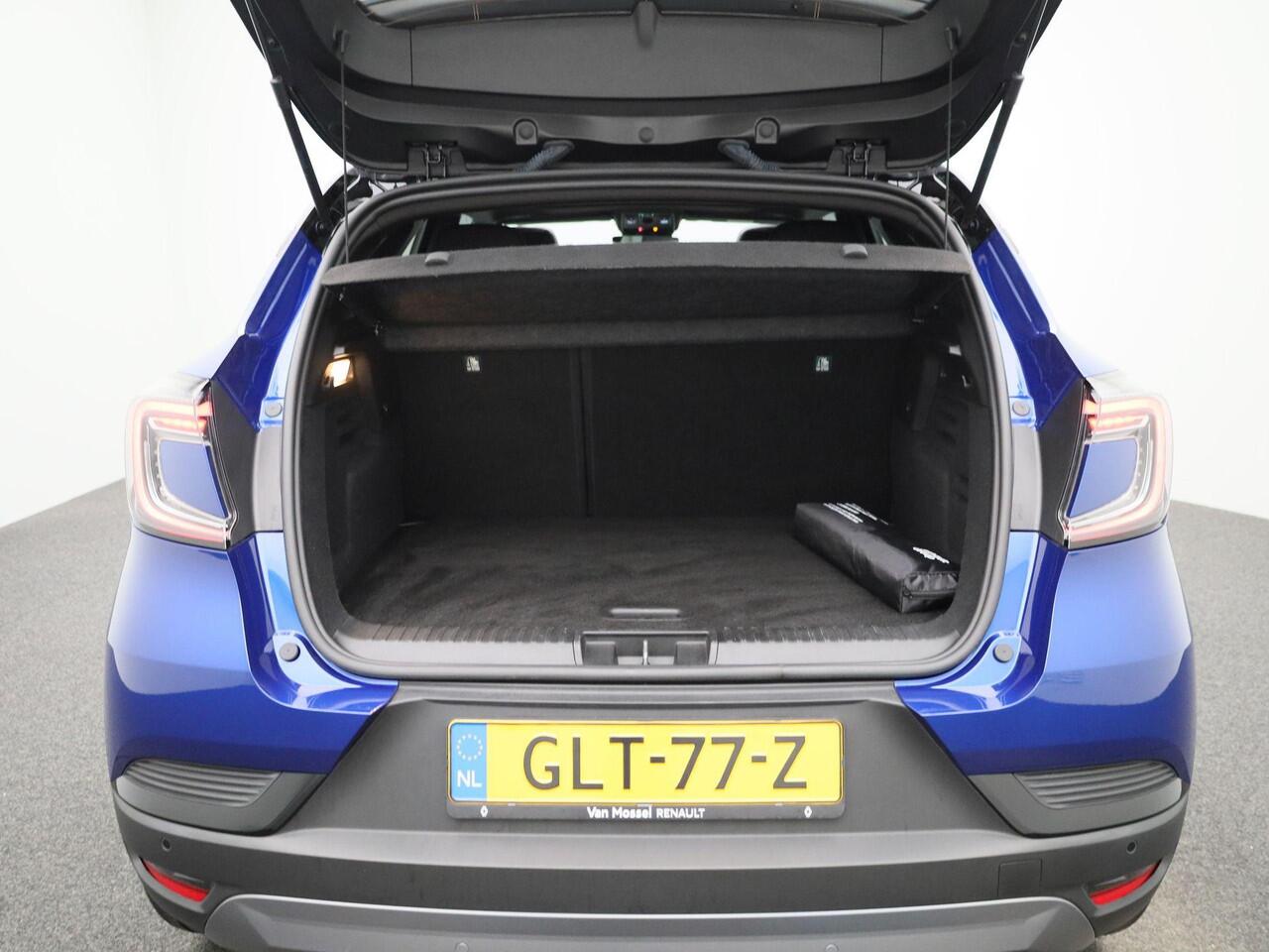 Renault CAPTUR 1.3 mild hybrid Esprit Alpine 160pk | Glazen schuif/kanteldak | Harman Kardon-audio | Stoel,- Stuur-, & voorruitverwarming | Rondom Camera