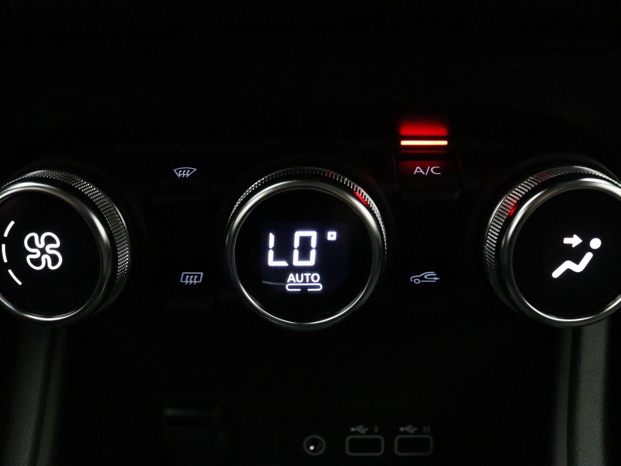 Renault CAPTUR 145pk E-Tech full hybrid techno Automaat Cruise | Climate | Carplay | Navi | Parkeersens. achter