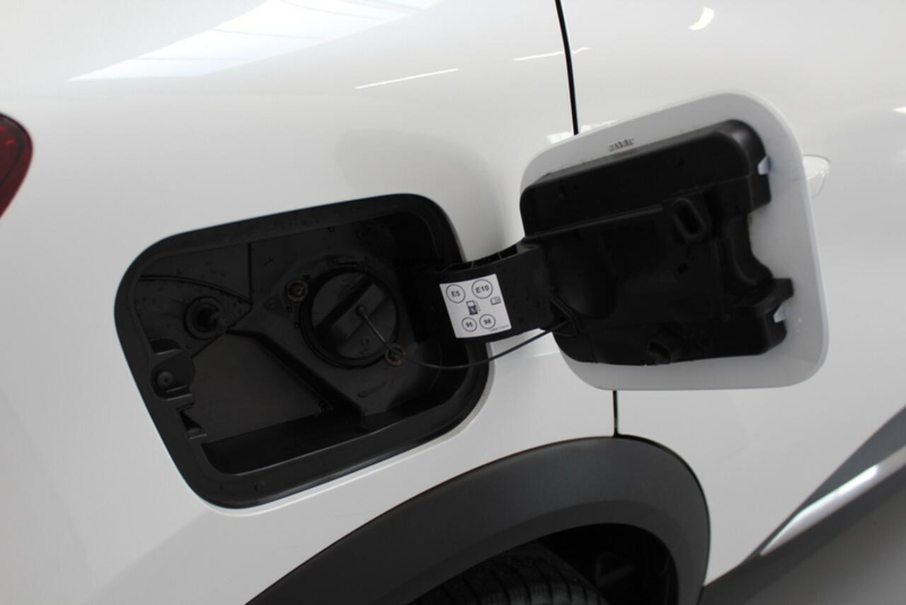 Renault CAPTUR 1.3 mild hybrid 140 techno 141PK, RIJKLAAR!! PANORAMADAK | DEELS LEER | BOSE | STOEL/STUUR/RUITVERWARMING