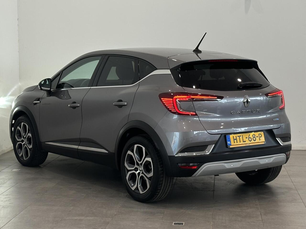 Renault CAPTUR 1.6 E-Tech Full Hybrid 145 Intens | Navigatie | Climate Control | Cruise Control | Lichtmetalen velgen 17" | Parkeersensoren voor, achter en achteruitrijcamera | Apple Carplay/Android Auto