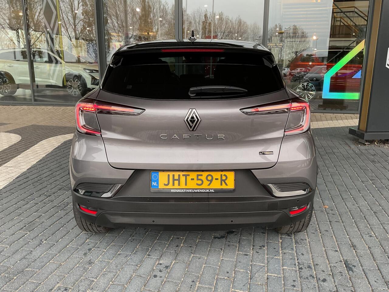 Renault CAPTUR 1.6 E-Tech full hybrid 145 techno NAVIGATIESYSTEEM / PARKEERSENSOREN / ACHTERUITRIJCAMERA / CRUISECONTROL / CLIMAT CONTROL / AUTOMAAT / ANDROID AUTO APLE CARPLAY