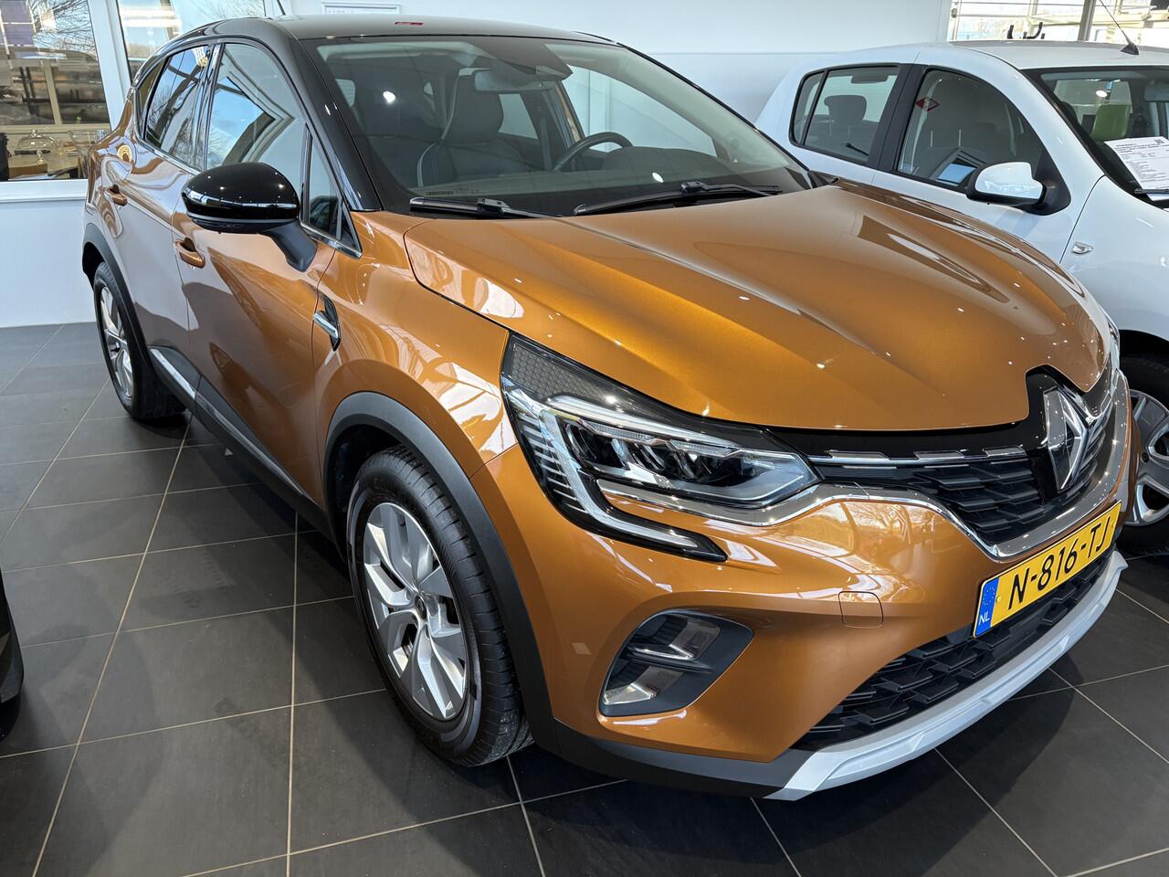 Renault CAPTUR 1.3 TCe 140 Intens Mild Hybrid | Navigatie | Parkeersensoren | Cruise | LM velgen