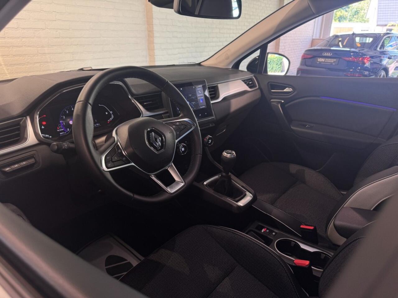 Renault CAPTUR 1.0 TCe Techno 91pk Navi Camera Stoelv Clima Smartlink 17''