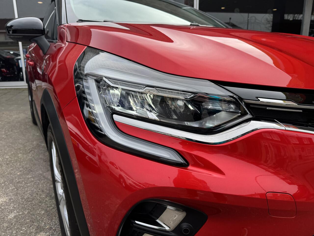 Renault CAPTUR 1.6 E-Tech Plug-in Hybrid 160 Intens Navi/Led/Camera/Trekhaak/Keyless entry