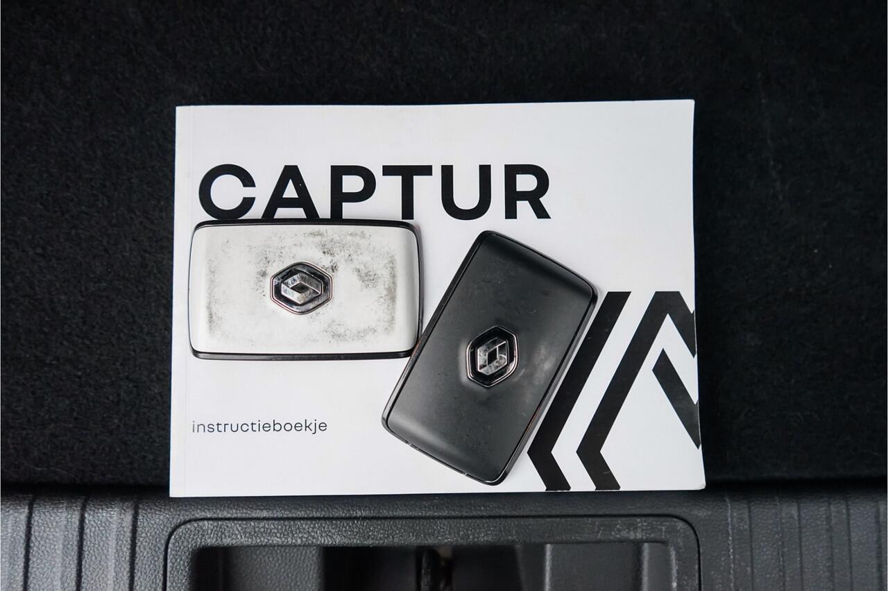Renault CAPTUR 1.6 E-Tech Plug-in Hybrid 160 Intens Navi ACC Parkeerhulp Camera 17"