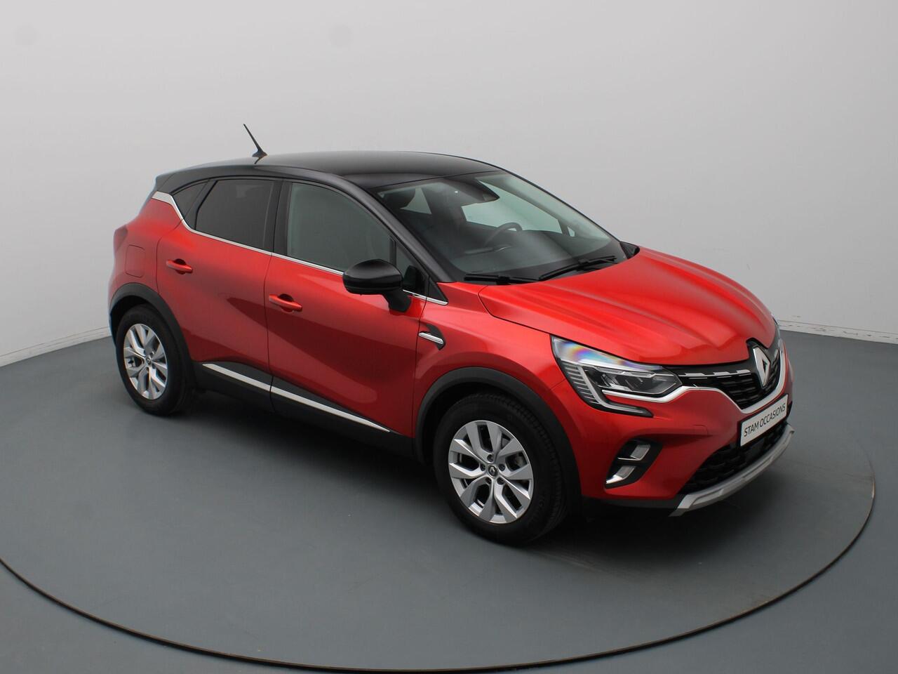 Renault CAPTUR 140pk TCe Intens Cruise | Climate | Carplay | Navi | Parkeersens. achter | Trekhaak