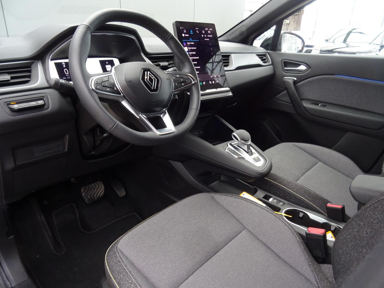Renault CAPTUR 1.3 mild hybrid 160 techno * CARPLAY * 18 INCH * 160 PK !!