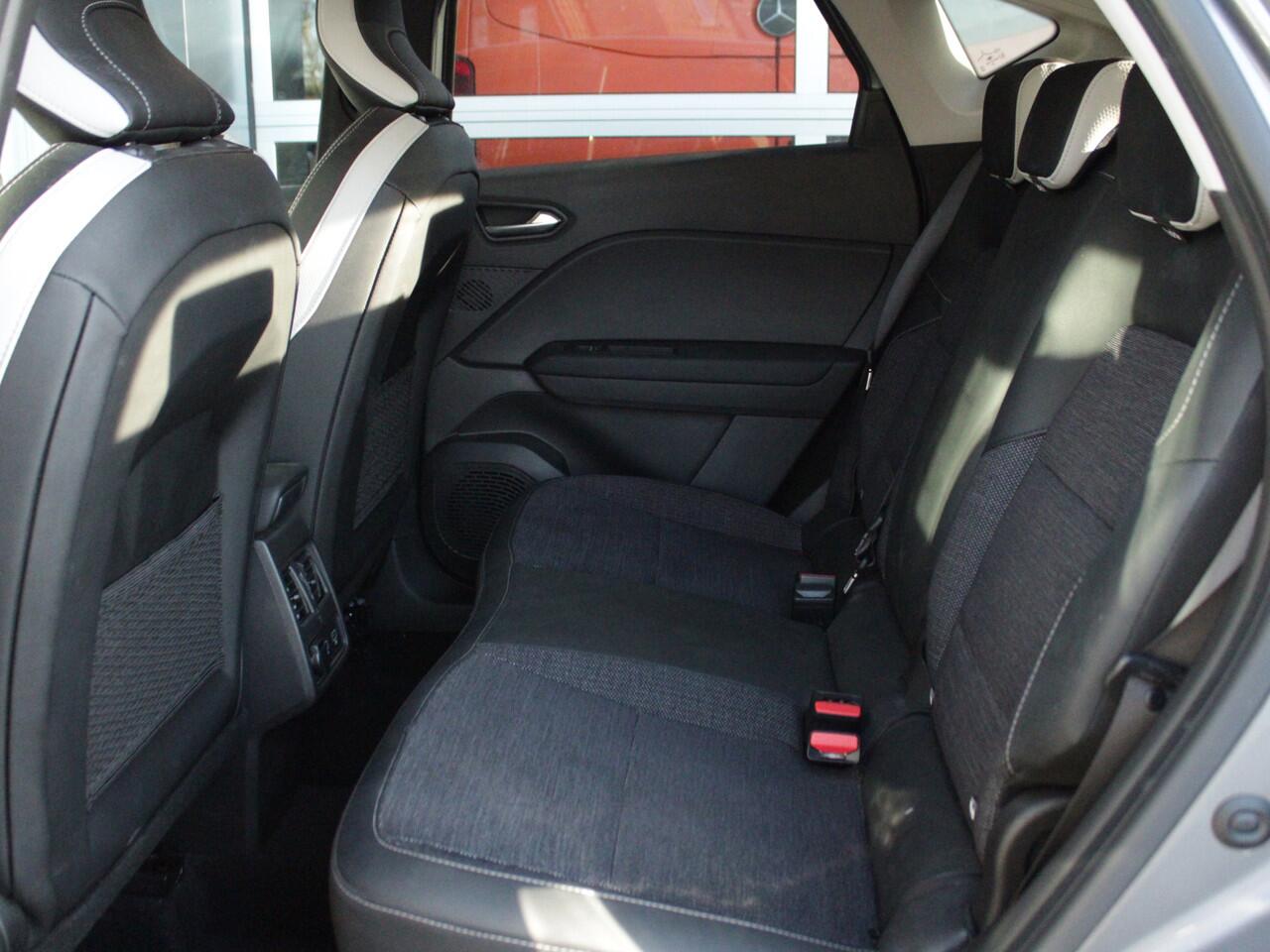 Renault CAPTUR 1.3 TCe 140 Techno automaat