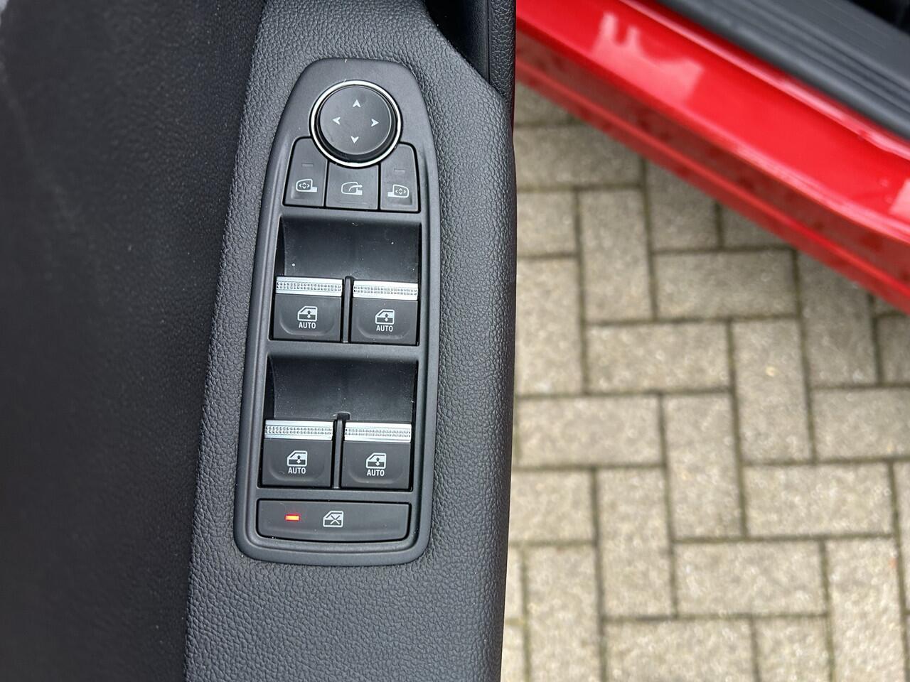 Renault CAPTUR 1.6 E-Tech Hybrid 145 techno