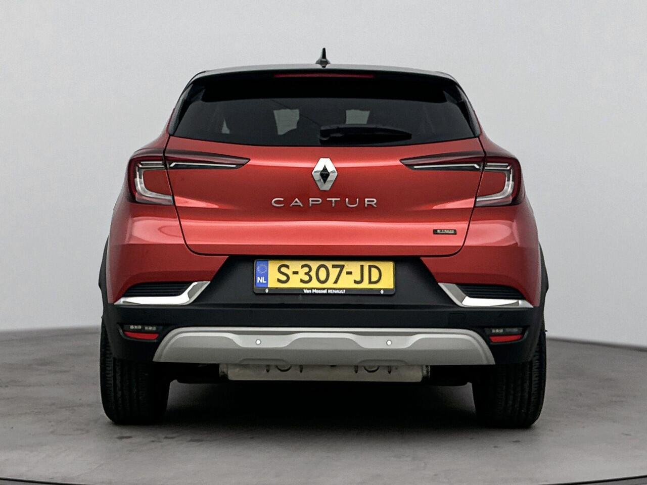 Renault CAPTUR 1.6 E-Tech plug-in hybrid 160Pk techno | Navigatie | Apple & Android Carplay | Climate Control | Cruise Control & Snelheidsbegrenzer | Parkeersensoren Voor & Achter | Achteruitrijcamera | Keyless Entry | Privacy Glass |