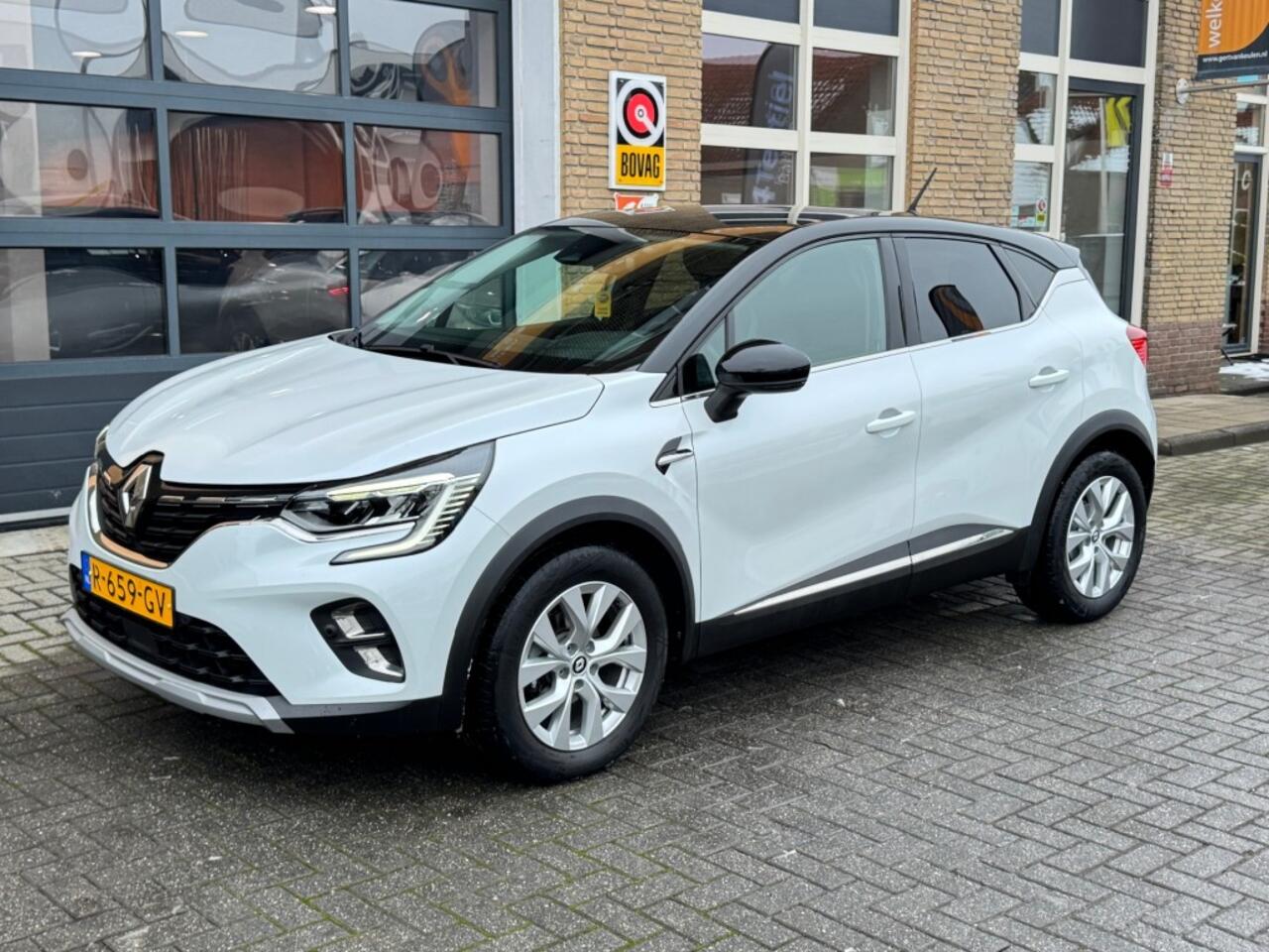 Renault CAPTUR 1.0 TCe INTENS LED/2-TONE/CAMERA/CARPLAY/NL-AUTO/43.000 KM!