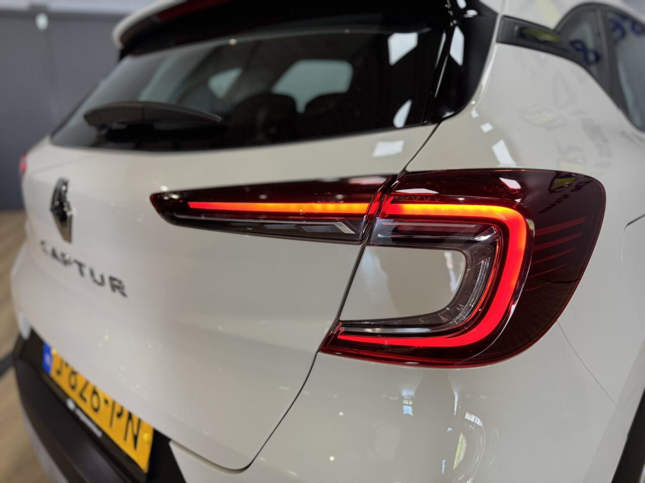 Renault CAPTUR 1.0 TCe 100PK Zen Airco ECC | Cruise Control | Camera | Apple Carplay | Trekhaak | LED | Navigatie | Isofix | NAP