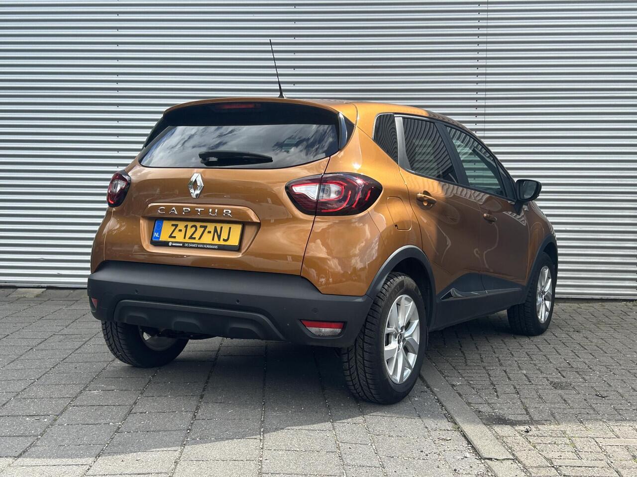 Renault CAPTUR 0.9 TCe Limited | Navi | PDC | Cruise Control |