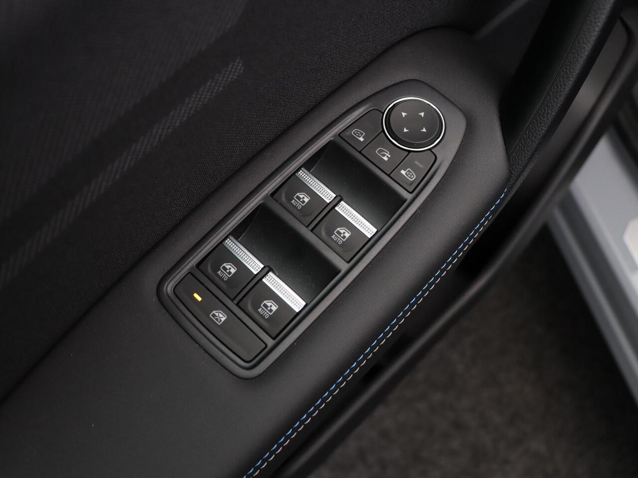 Renault CAPTUR 1.8 E-Tech full hybrid 160pk esprit Alpine | Stoel- en stuurwielverwarming | Harman kardon | Elek. bedienbaar panoramadak |