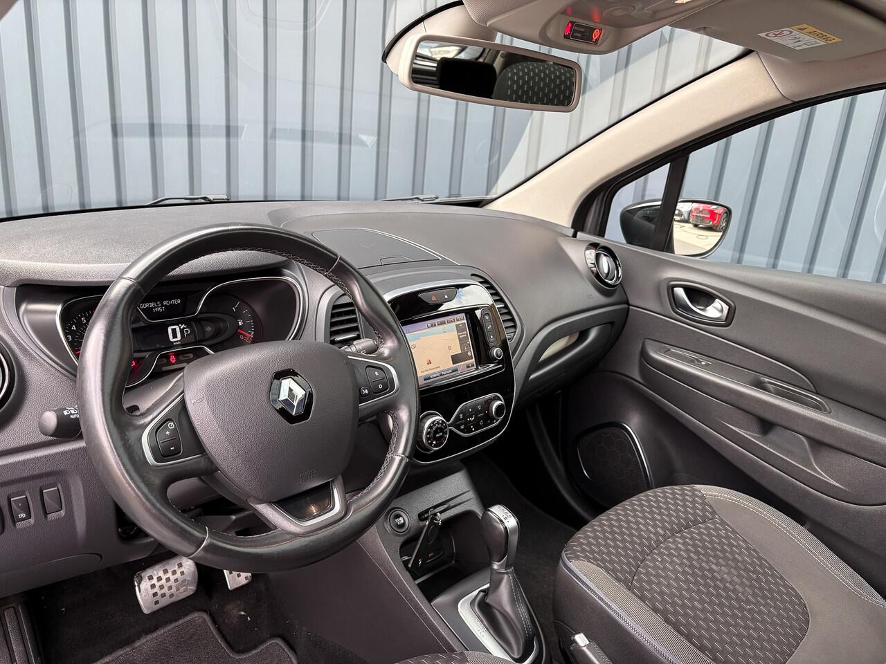 Renault CAPTUR 1.3 TCe Intens | Panodak | Camera | Dodehoek sensoren | PDC V&A | Prijs Rijklaar!!