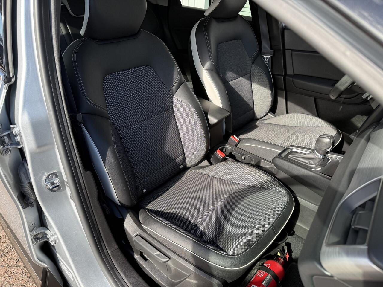 Renault CAPTUR Intens Tce 140 EDC automaat | 360 camera | Pack Easy Park Assist | tijdelijk gratis Top Afleverpakket twv Eur 695