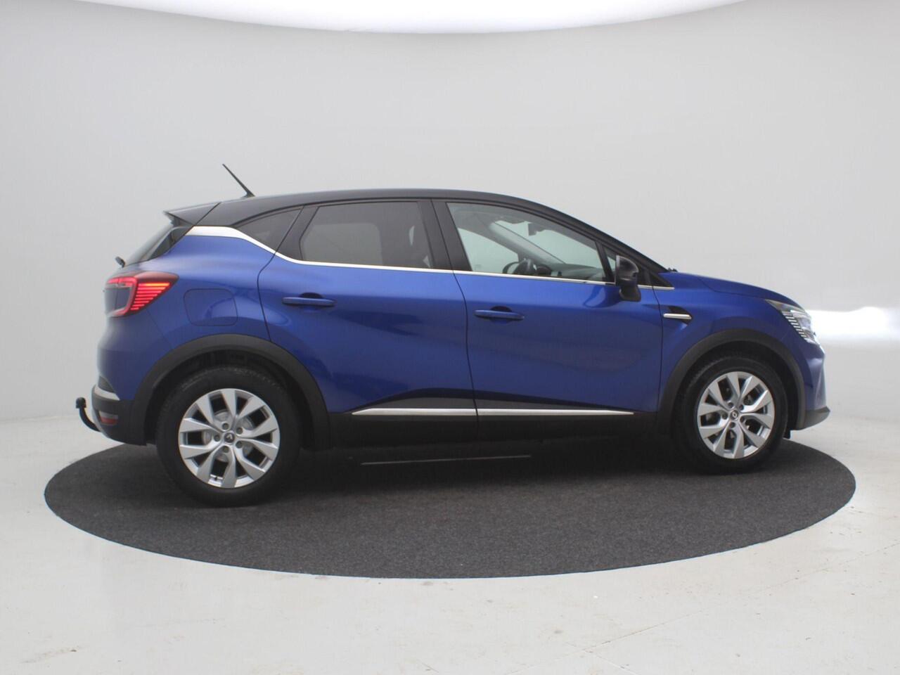 Renault CAPTUR 1.3 TCe 130 Intens / Dealeronderhouden / Trekhaak / 1200kg Trekgewicht / Achteruitrijcamera / Parkeersensoren / Apple Carplay / Navigatie / Cruise Control /