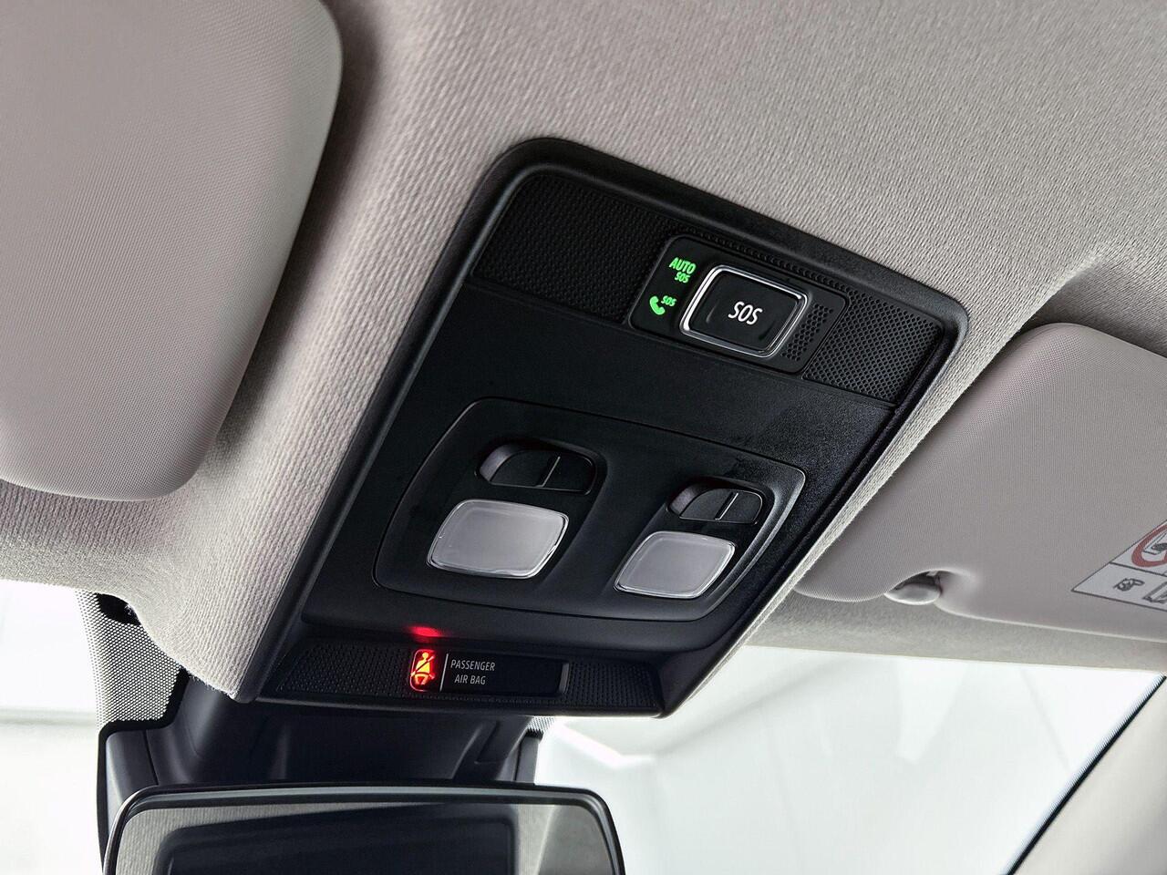 Renault CAPTUR 1.0 TCe 90Pk Evolution | Navigatie | Airco | Apple Carplay/Android Auto | Cruise Control | Bluetooth | Parkeersensoren | Keyless Entry & Start | All Season banden | Verschuifbare Achterbank |