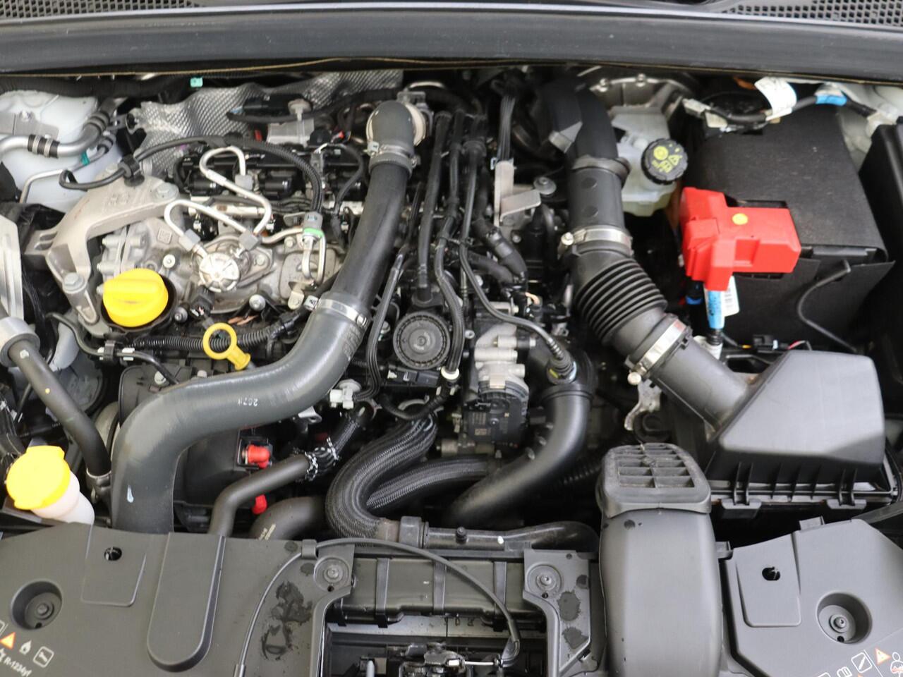 Renault CAPTUR 1.3 TCe 140 PK Intens | Navigatie | Android Auto | Apple Carplay | Camera | Climate Control | Cruise Control | Parkeersensoren V+A