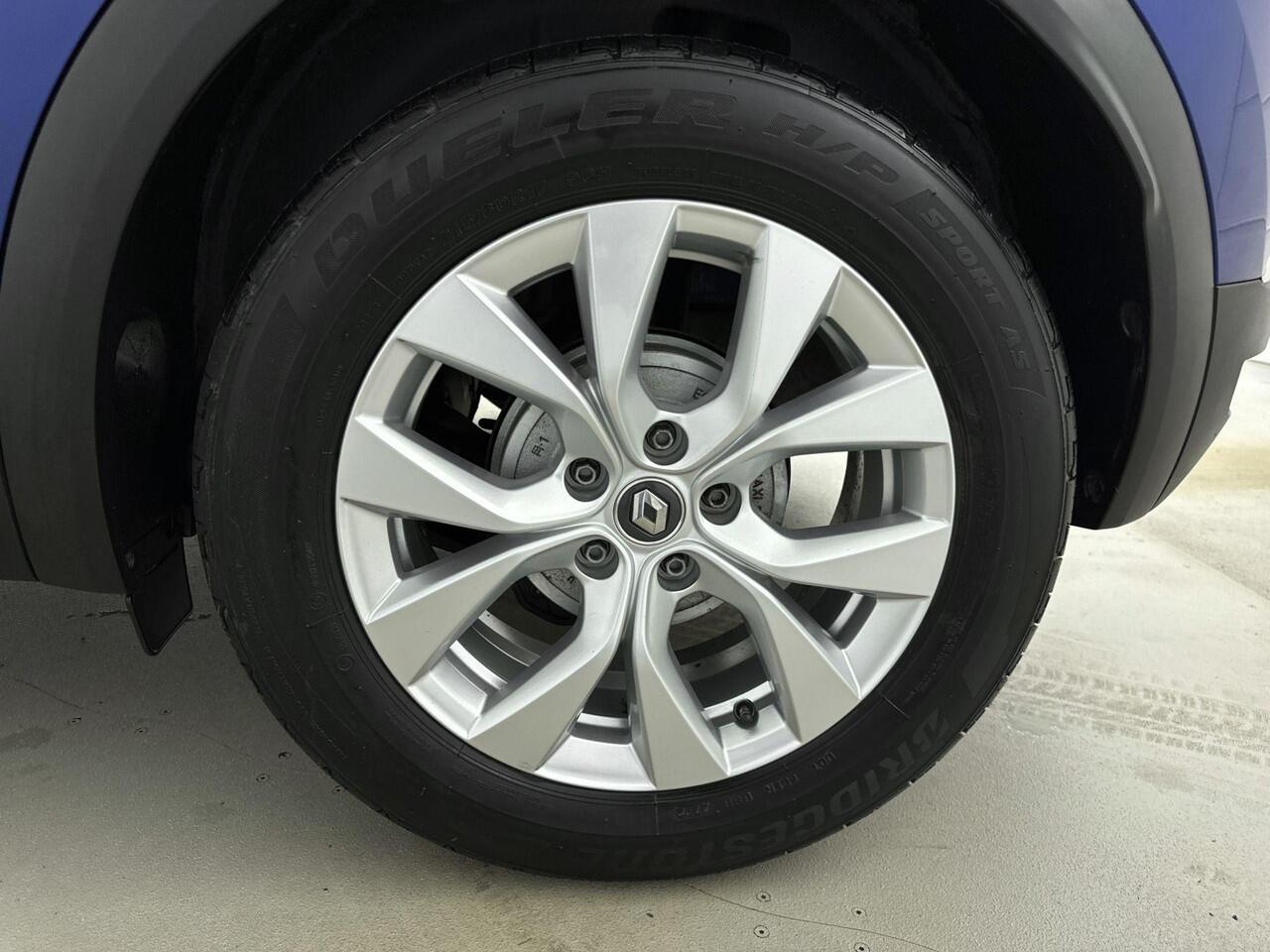 Renault CAPTUR 1.3 TCe 130Pk Intens | Navigatie via Apple & Android Carplay | Climate Control | Cruise Control & Snelheidsbegrenzer | Parkeersensoren Achter | Keyless Entry | Privacy Glass |