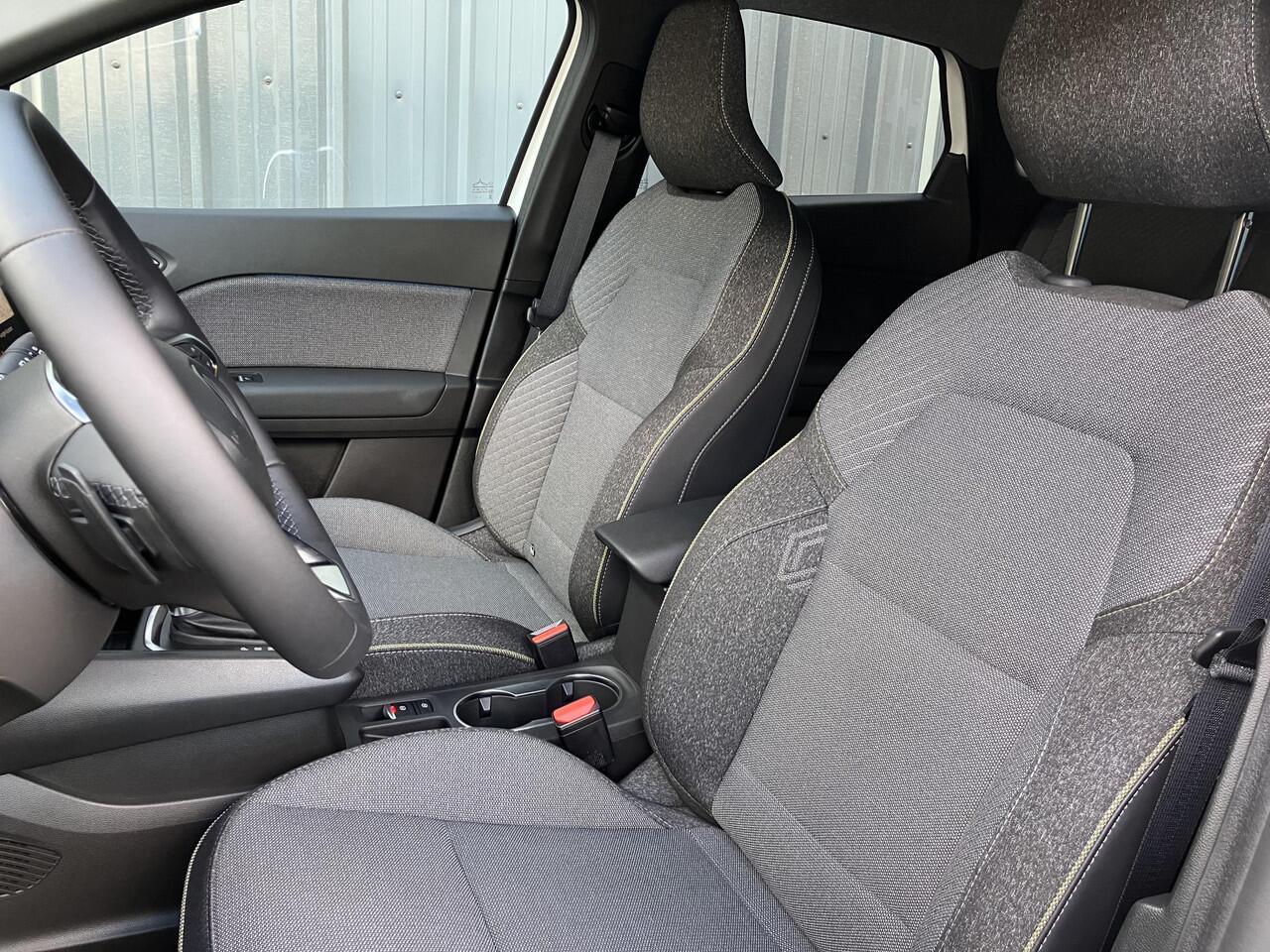 Renault CAPTUR 1.3 160 EDC AUTOMAAT techno * TREKHAAK / FACELIFT *