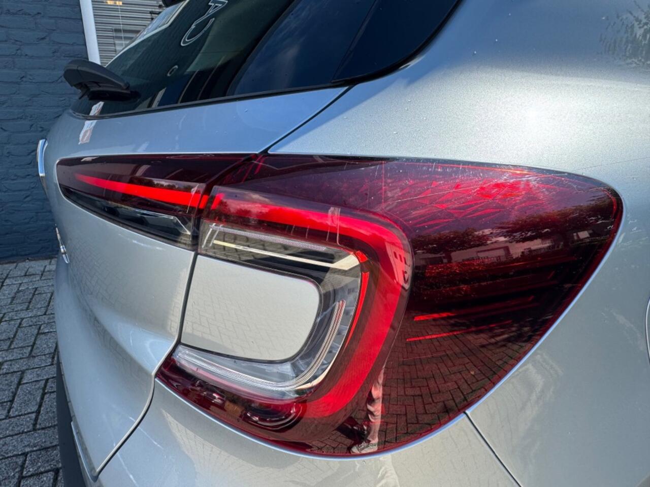 Renault CAPTUR 1.0 TCE Business Zen + ECC + Led + Navi + pdc - 04/2022 - 43 dkm