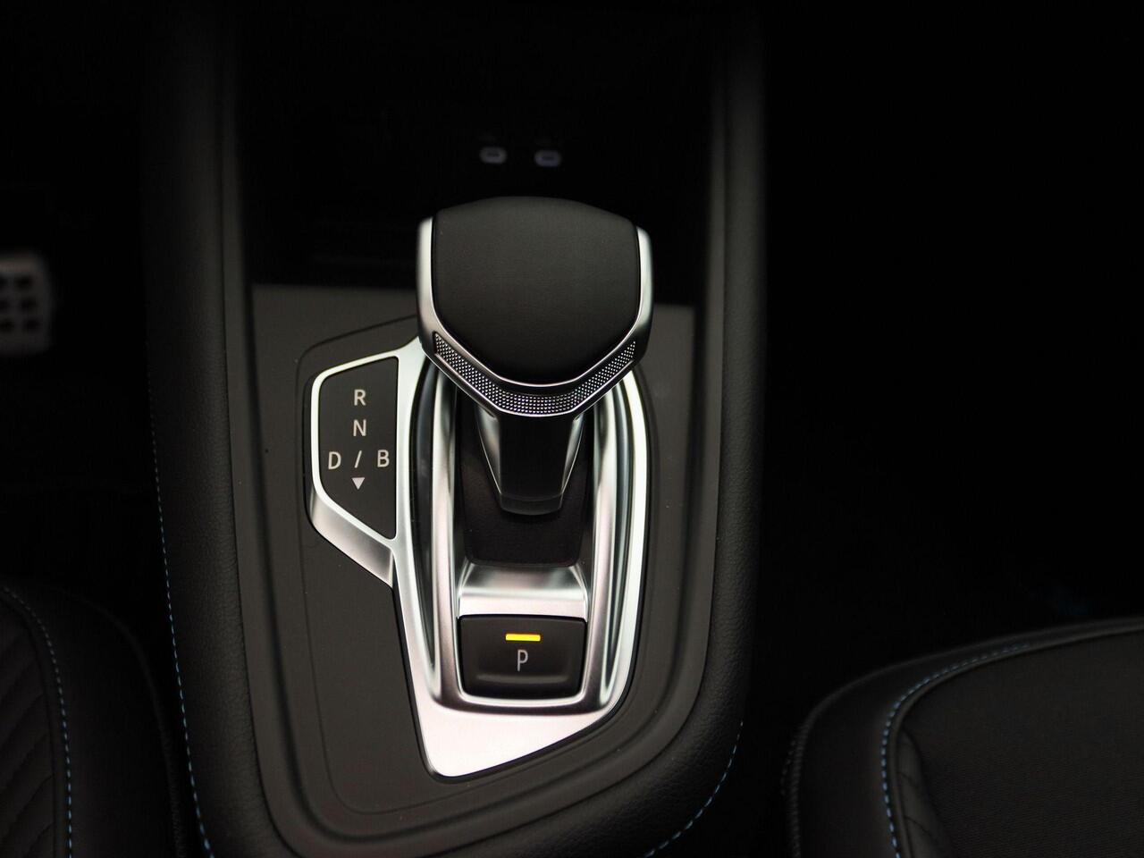 Renault CAPTUR esprit Alpine E-Tech full hybrid 145 | Demo | openR multimediasysteem met Google integratie | E-shifter met zwevende middenconsole | Adaptive Cruise Control | Lichtmetalen velgen 19 inch |