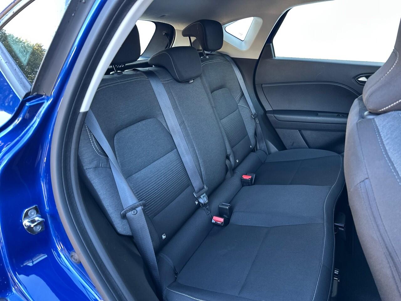 Renault CAPTUR 1.0 TCe 90 Zen / CARPLAY / CRUISE / AIRCO CRUISE / STOELVERW. / APPLE CARPLAY / ANDROID AUTO