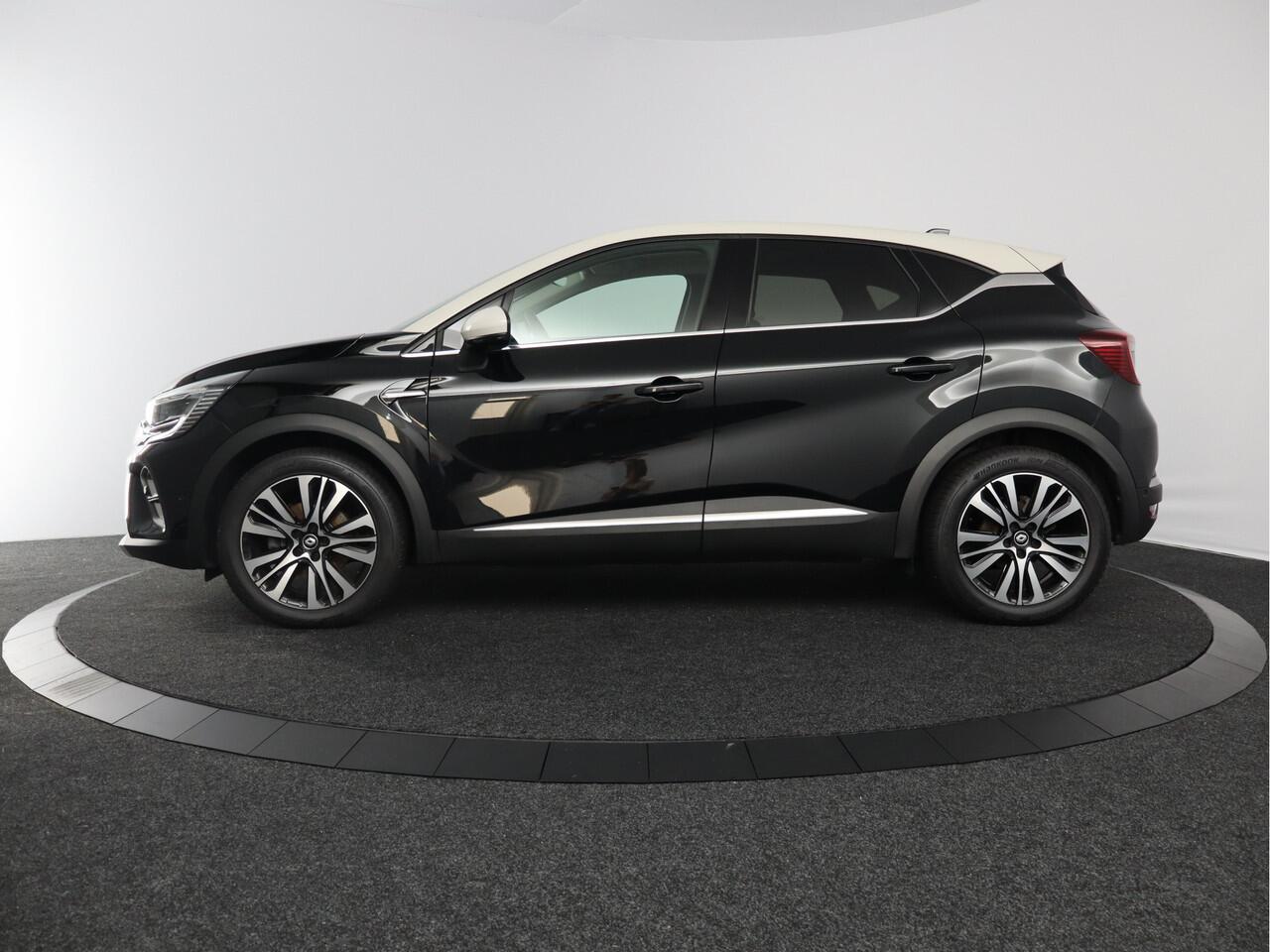 Renault CAPTUR 1.6 E-Tech Hybrid 145 Initiale Paris | Leder | Elektrisch glazen schuif-/kanteldak