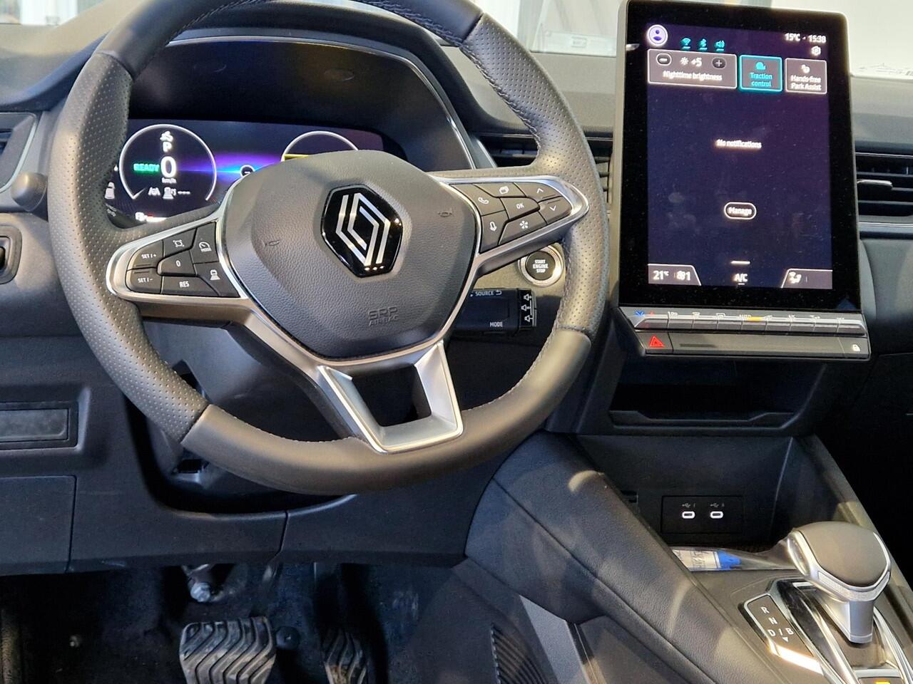 Renault CAPTUR 1.6 E-Tech full hybrid 145 techno | 360° CAMERA | NAVIGATIE | ADAPTIVE CRUISE | DODEHOEK DETECTIE |