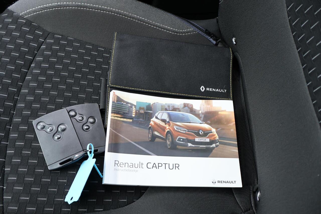 Renault CAPTUR 0.9 Intens 2 Eigenaar | NL-Auto | Volledig Onderh | Carplay | Stoelverwarming | Bi-Tone | Navi | Cruise | PDC | Keyless | Full Led | Climate Controle