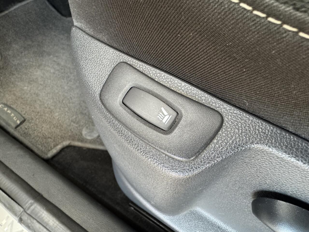 Renault CAPTUR 0.9 TCe Limited | 1e EIGENAAR | STOELVERW. | CRUISE |