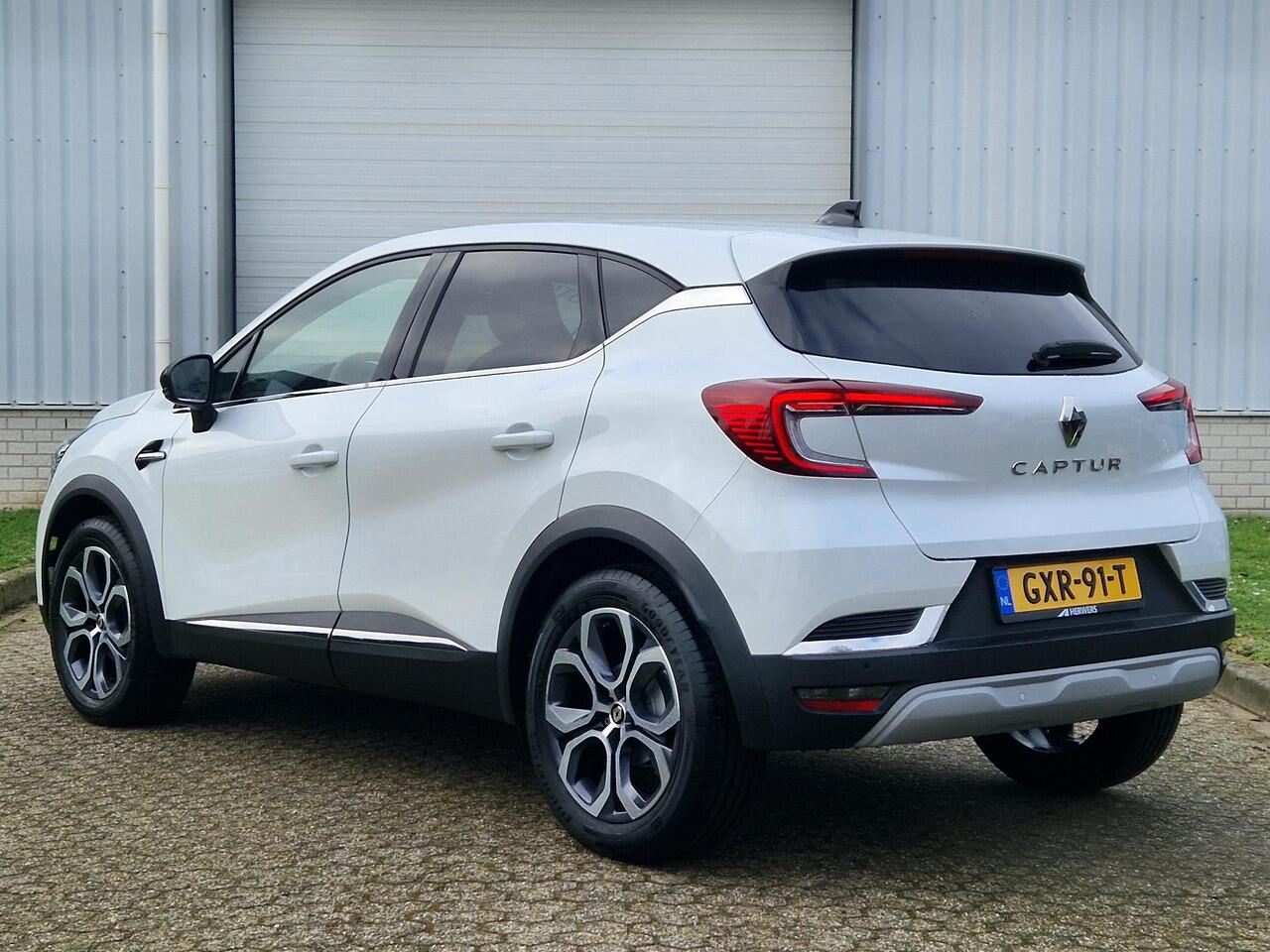 Renault CAPTUR 1.3 Techno Automaat / Stoel & Stuurverwarming / Achteruitrijcamera / Adaptief Cruise Control / Navigatie / Apple Carplay & Android Auto /