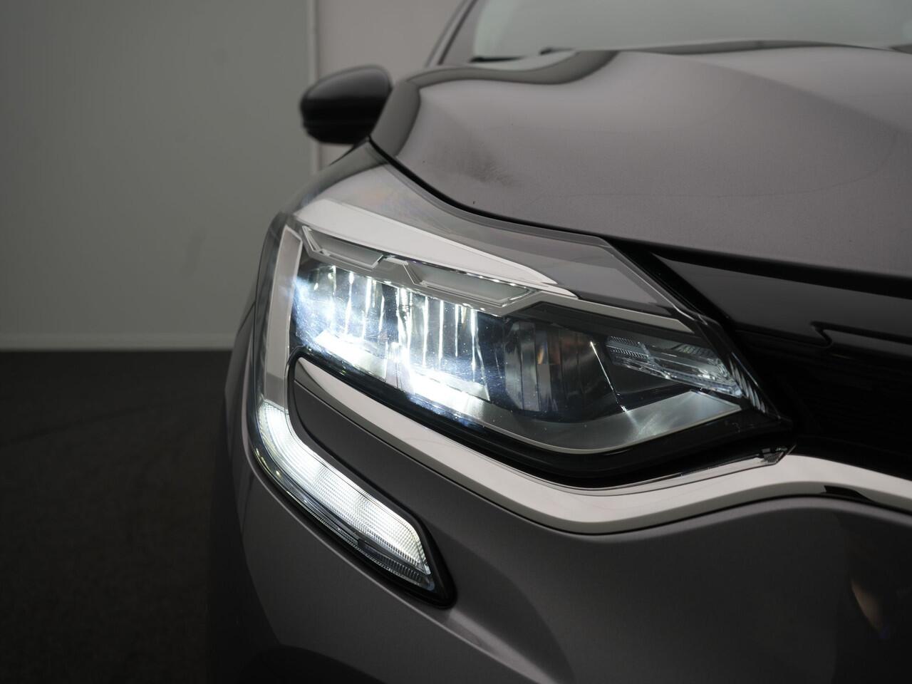 Renault CAPTUR TCe 90 Zen - Occasional Lease vanaf ¤369 p/m - RIJKLAARPRIJS - Apple Carplay - Android Auto - Cruise Control - Dealeronderhouden