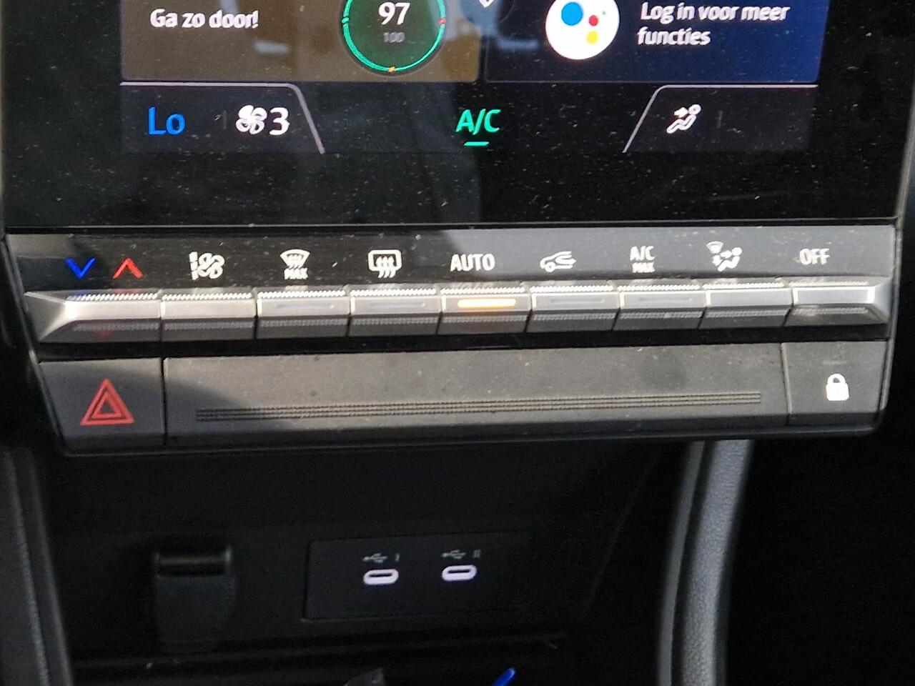 Renault CAPTUR 1.0 TCe 90 techno NAVIGATIE | ACHTERUITRIJCAMERA | CLIMATE CONTROL | CRUISE CONTROL |