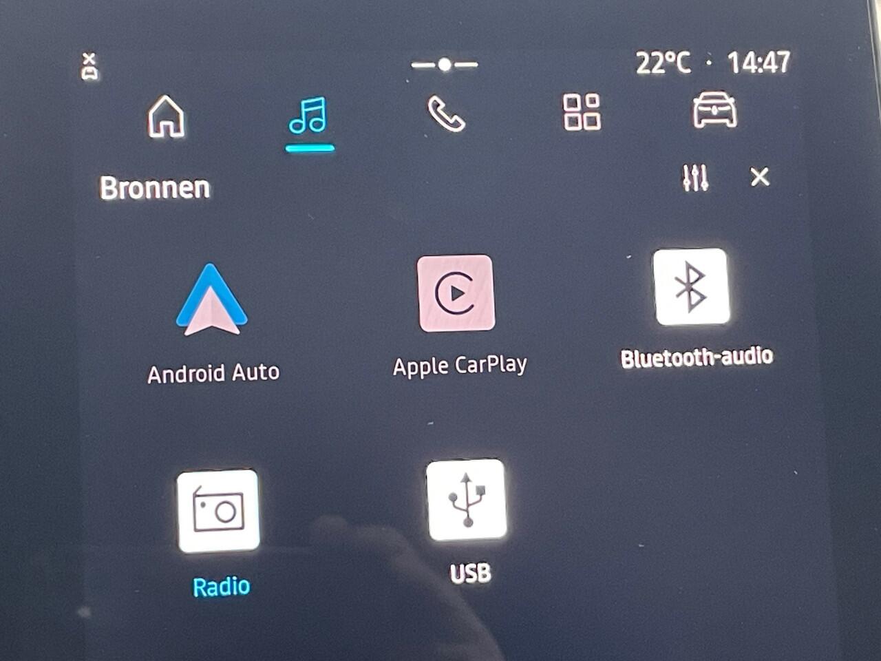 Renault CAPTUR 1.3 mild hybrid 160 techno Automaat Navigatie ( via Applecarplay/Android auto), LED, 18"Lm, Camera, Adaptive Cruise Control, Climate Control