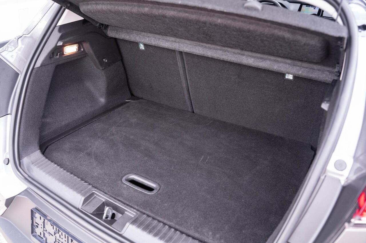 Renault CAPTUR 1.3 mild hybrid 160 iconic navigatie digi-cockpit stoelverwarming rondom camera PDC v+a DAB inparkeerhulp 18"-inch voorstoelen hoogte verstelbaar