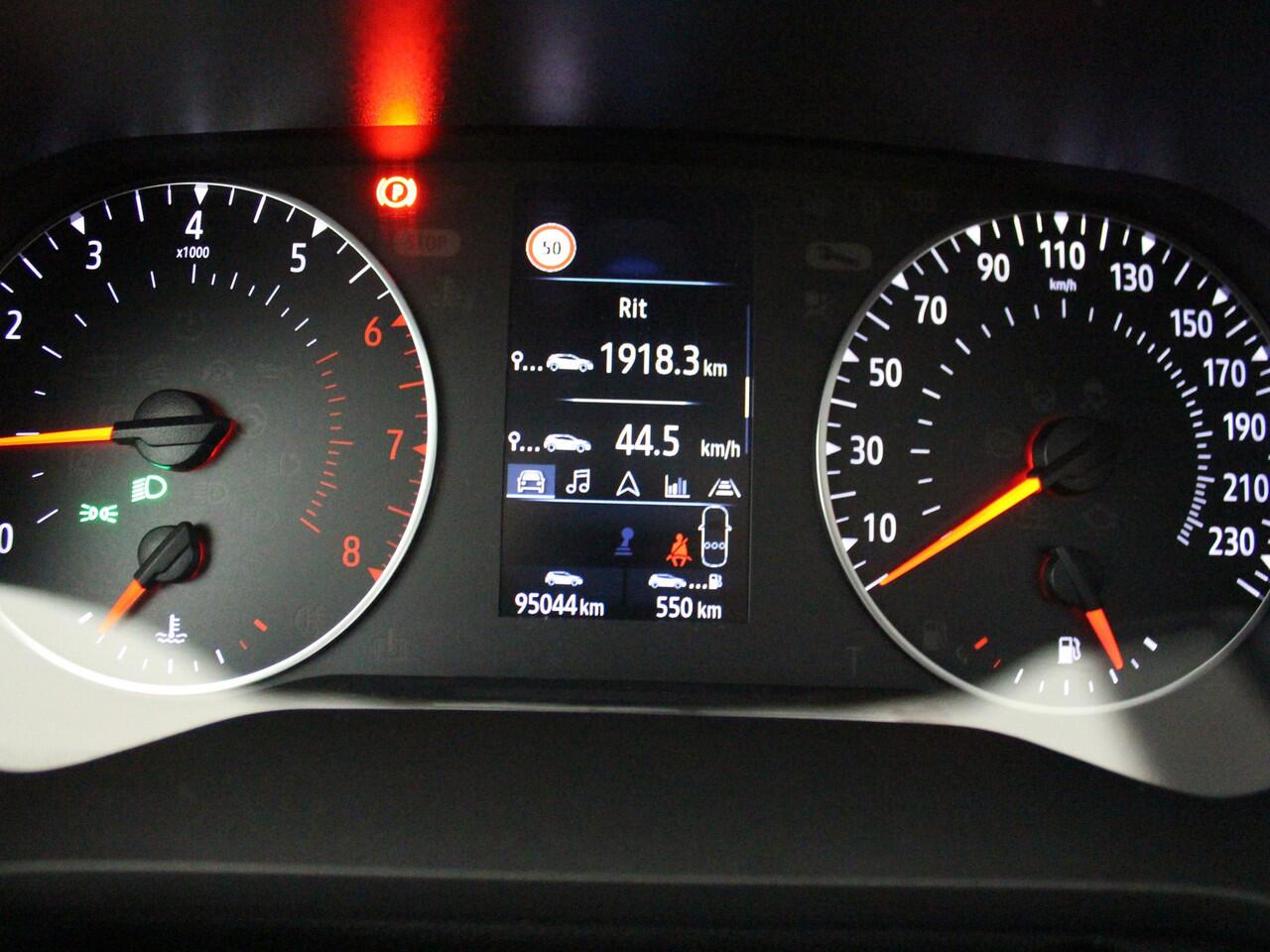 Renault CAPTUR 1.0 TCe 100 Zen | Trekhaak | Camera | Cruise | Navi | *