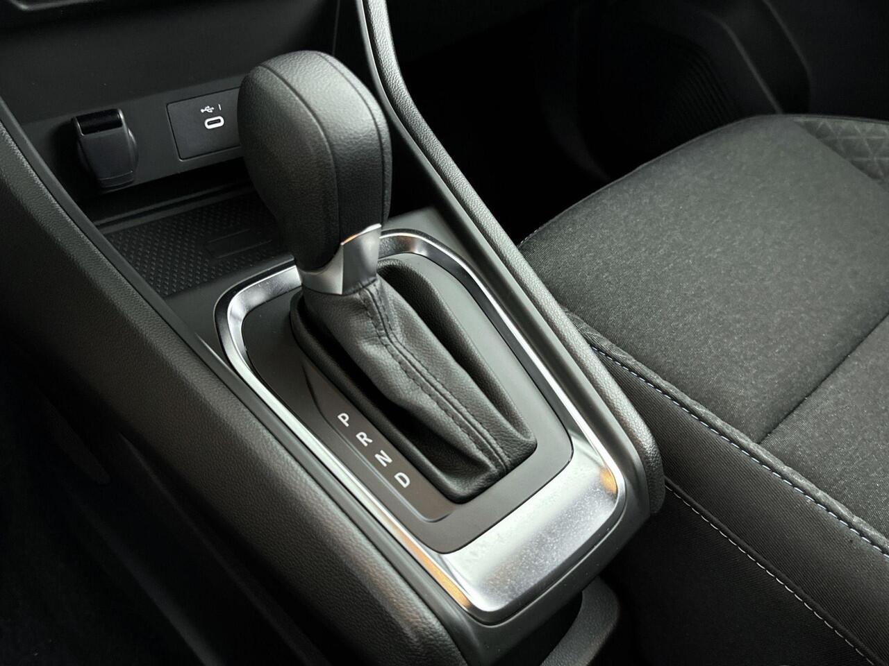 Renault CAPTUR 1.3 mild hybrid 160Pk Zen | Achteruitrijcamera | Parkeersensoren | Android & Apple Carplay | Cruise & Climate Control | DAB