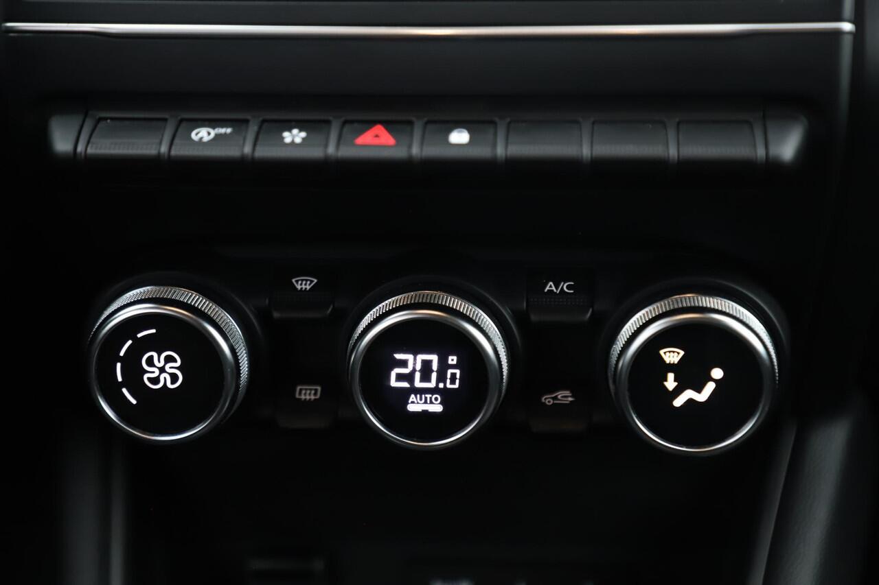 Renault CAPTUR 1.3 TCe 140 Intens Automaat LMV Half Leder LED Navigatie Carplay Android Bluetooth Climate Cruise Control