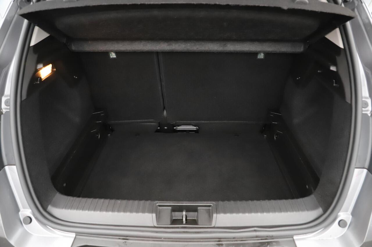 Renault CAPTUR 1.3 TCe 140 Intens Automaat LMV Half Leder LED Navigatie Carplay Android Bluetooth Climate Cruise Control