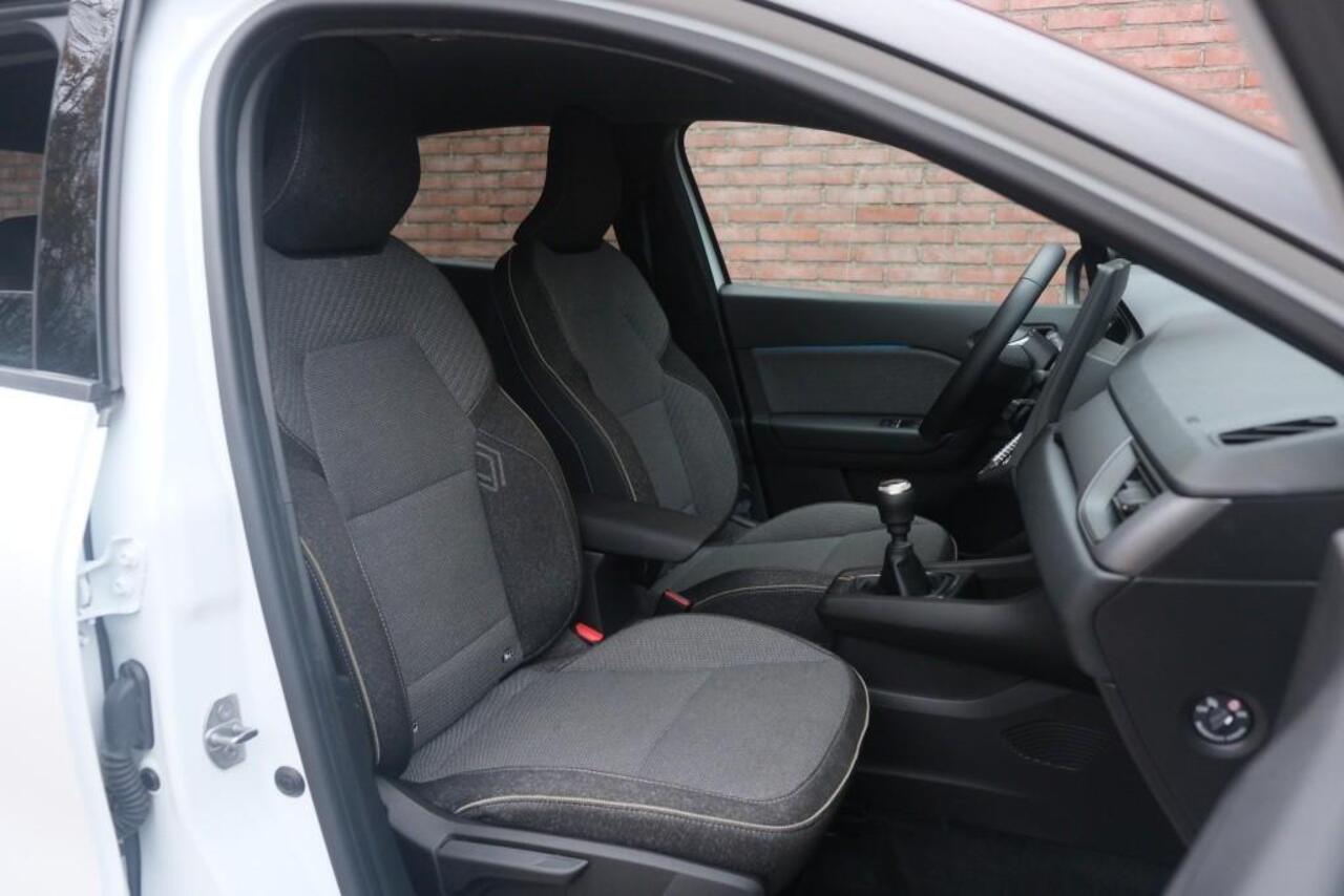 Renault CAPTUR 1.0 TCe 90pk Techno | Navi | Climate | Cruise | Camera | Keyless | PDC