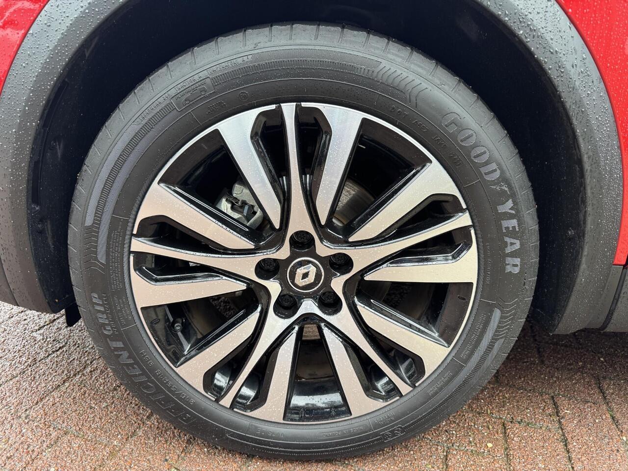 Renault CAPTUR 1.6 E-Tech plug-in hybrid 160 Initiale Paris