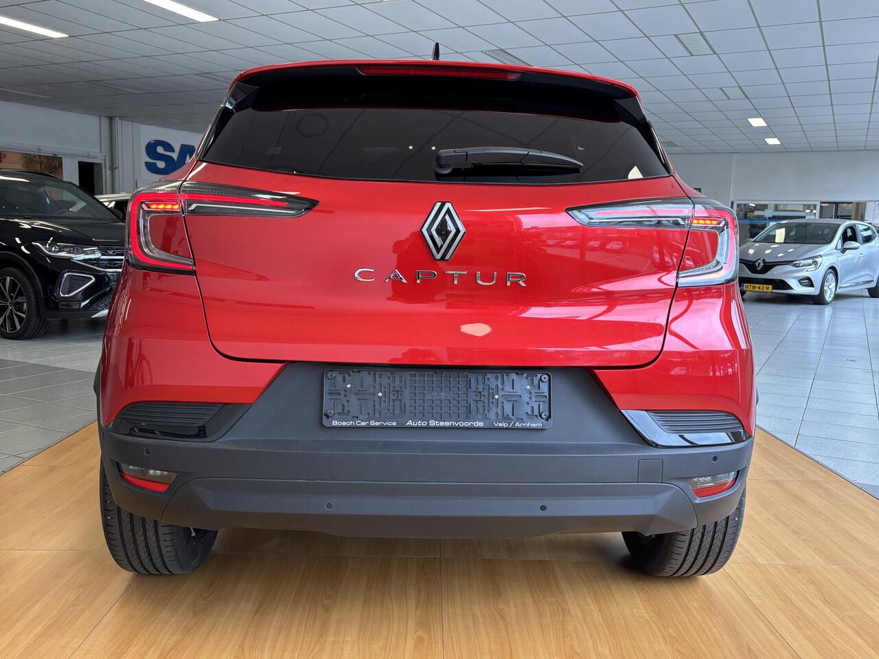 Renault CAPTUR Mild hybrid (bijna) NIEUWSTAAT -Stoel+Stuur verwarm. - Navi - Carplay