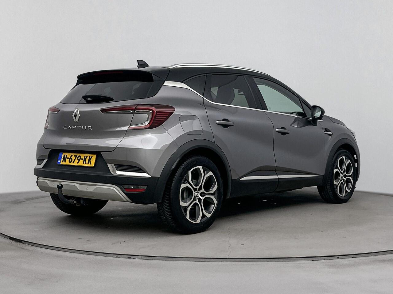 Renault CAPTUR 1.0 TCe 100Pk Bi-Fuel Intens | LPG G3 | Navigatie | Climate Control | Cruise Control | Parkeersensoren Voor & Achter | 360 Camera | Trekhaak | Apple Carplay/Android Auto | Dakrelings |