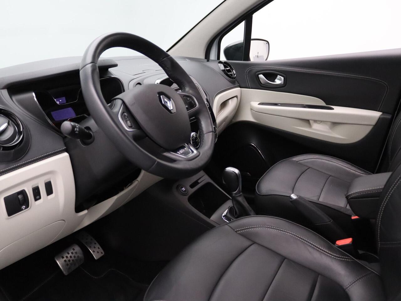 Renault CAPTUR TCe 150pk Initiale Paris EDC/Automaat BOSE | Camera | Cruise | Navi | Parkeersens. v+a | Stoelverw.