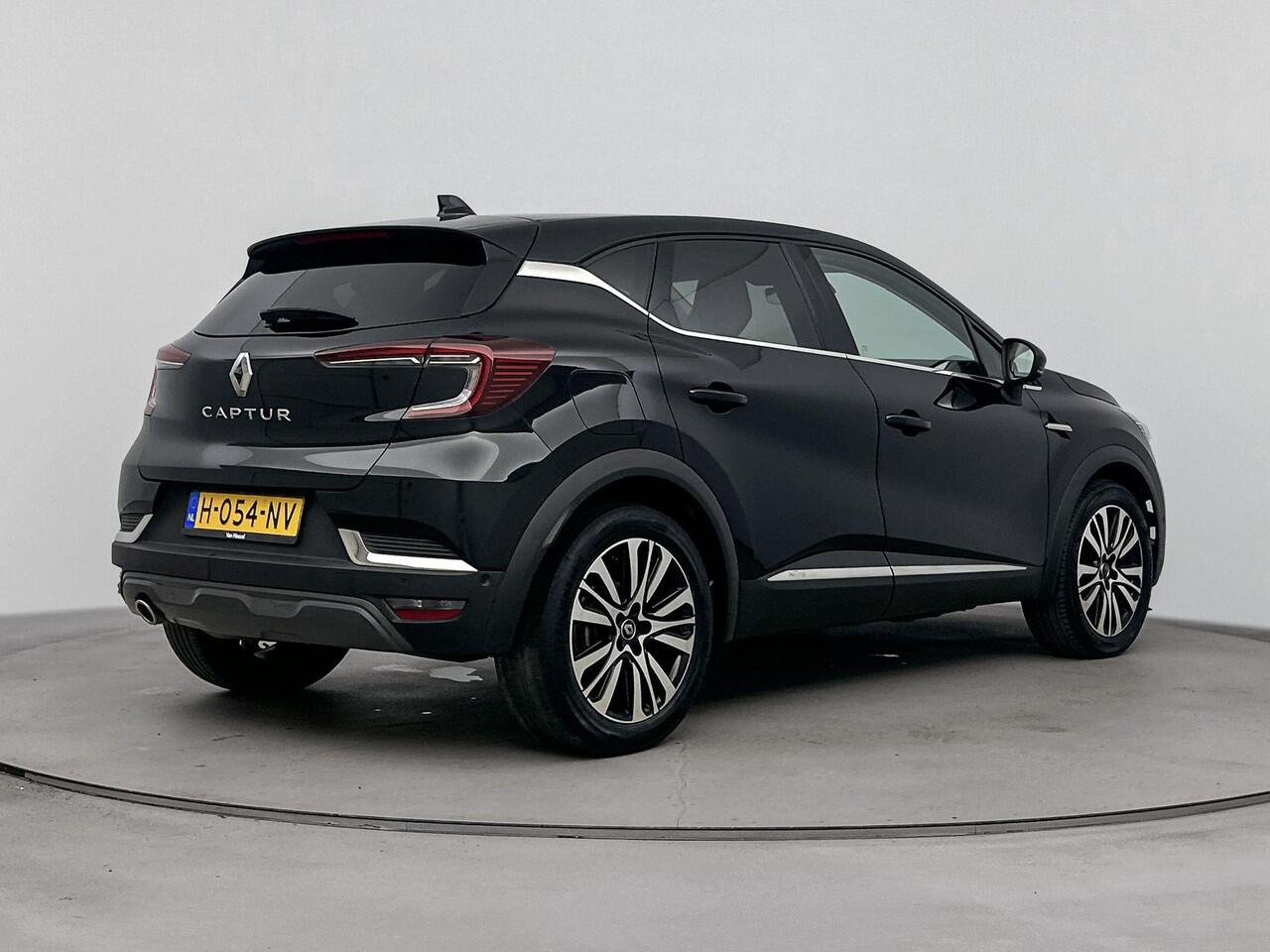 Renault CAPTUR 1.3 TCe 130Pk Initiale Paris | Navigatie | Apple & Android Carplay | 360 Camera | Parkeersensoren Voor & Achter | Stoel & Stuurverwarming | Adaptieve Cruise Control | Keyless Entry | Privacy Glass |