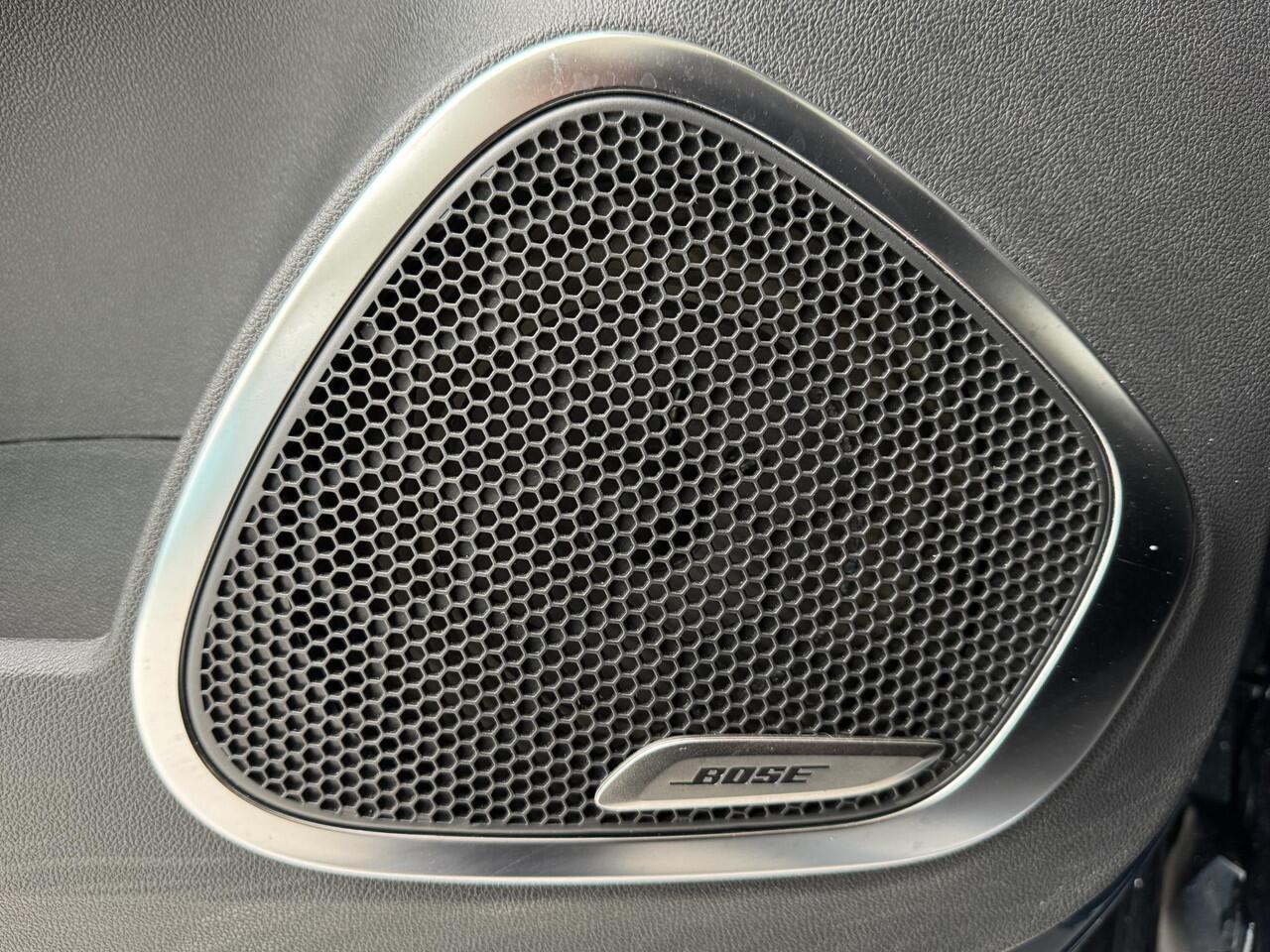 Renault CAPTUR 0.9 TCe Bose | Bose | Camera | PDC |