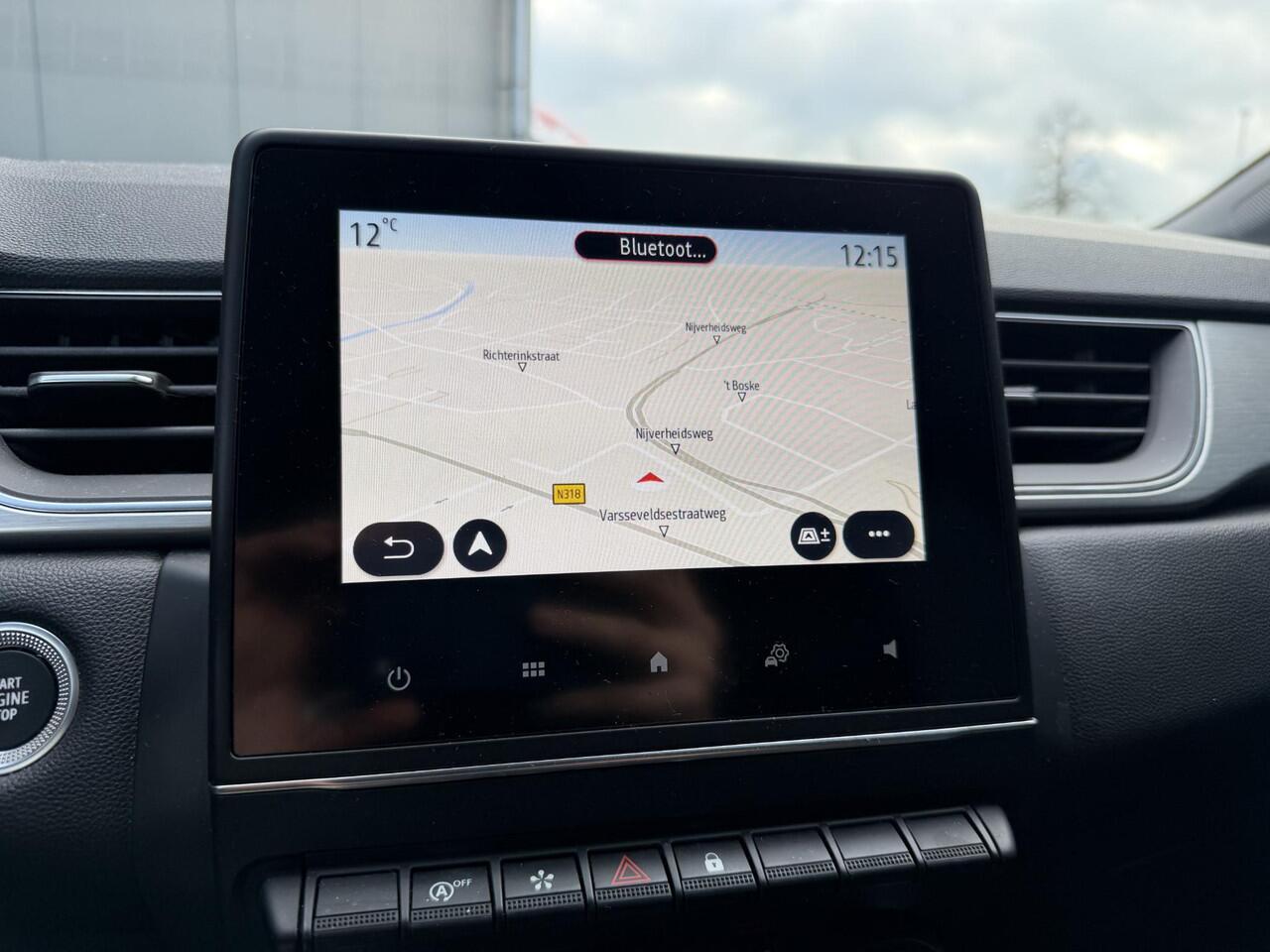 Renault CAPTUR 1.0 TCe 90 Intens / Trekhaak (1200 KG Trekgewicht) / Cruise Control / All Season Banden / Navigatie / Achteruitrijcamera